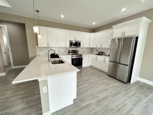4827 Everglades BLVD N, Naples, FL 34120