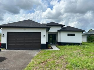 4827 Everglades BLVD N, Naples, FL 34120