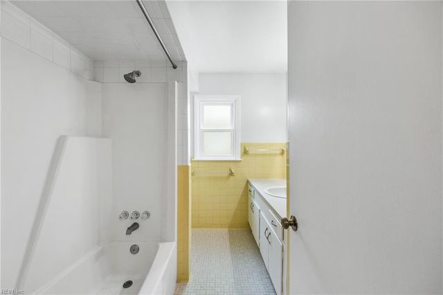 4404 Ocean View AVE, Virginia Beach, VA 23455