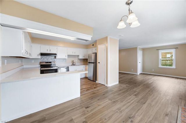 4404 Ocean View AVE, Virginia Beach, VA 23455