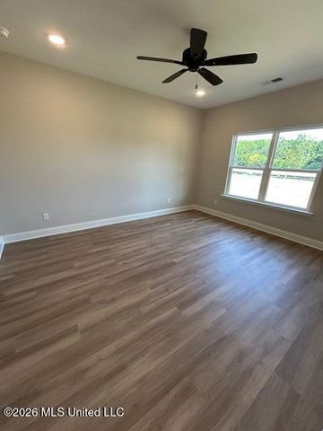 6070 E River Birch Road, Walls, MS 38680