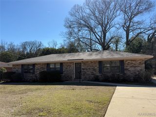 118 Lina Drive, Prattville, AL 36067