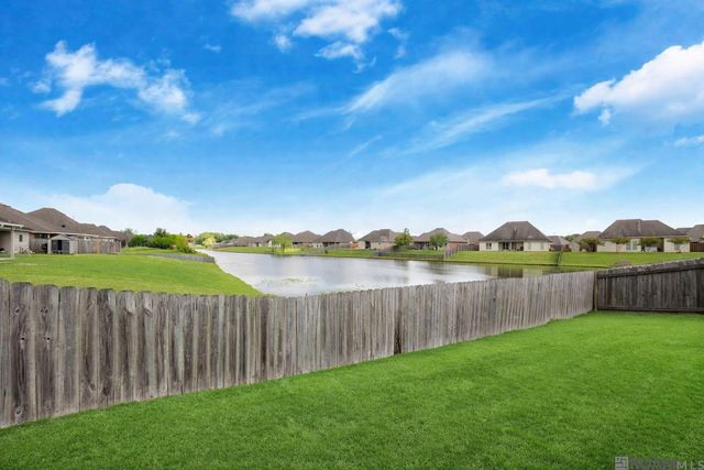 42340 Yellowstone Ave, Prairieville, LA 70769