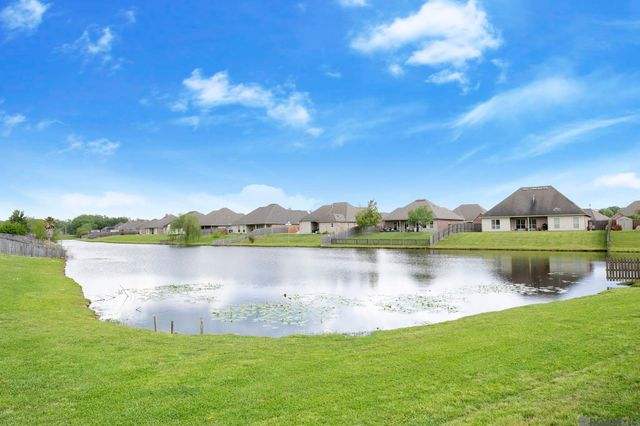 42340 Yellowstone Ave, Prairieville, LA 70769