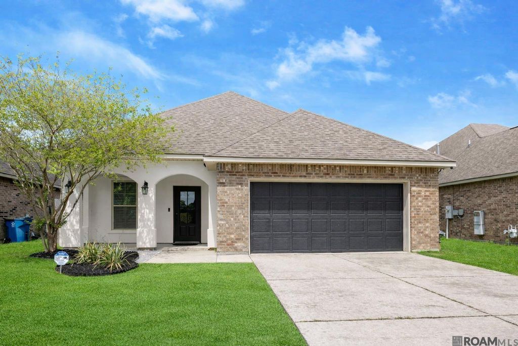 42340 Yellowstone Ave, Prairieville, LA 70769