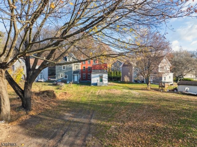 786 S Main St, Phillipsburg Town, NJ 08865