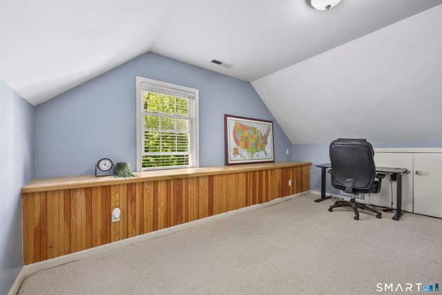32 Juhasz Road, Norwalk, CT 06854