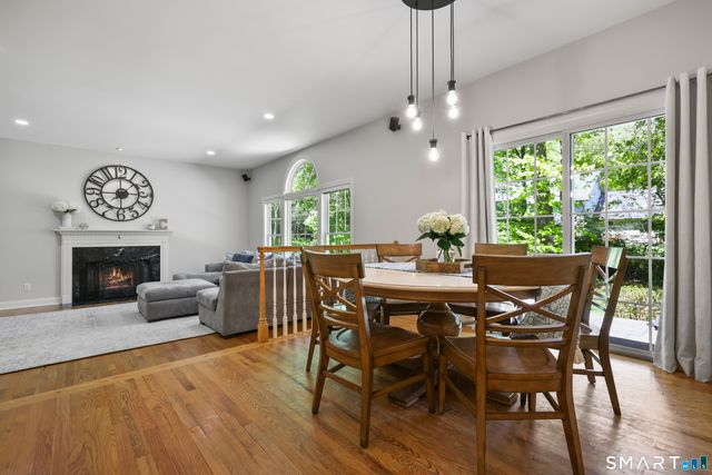 32 Juhasz Road, Norwalk, CT 06854