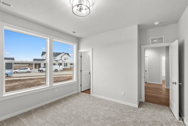 1064 W Cub River Dr, Meridian, ID 83642