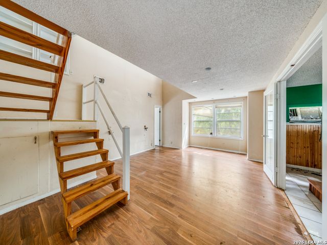 120 Center Creek Drive, Floresville, TX 78114