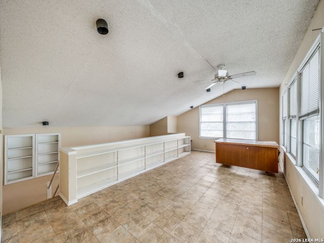 120 Center Creek Drive, Floresville, TX 78114