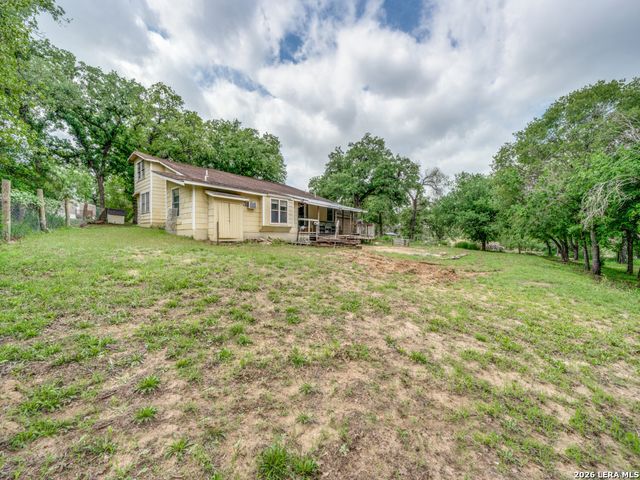 120 Center Creek Drive, Floresville, TX 78114