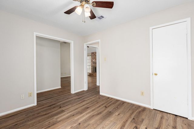 2751 Longleaf Pines Drive, Houston, TX 77339