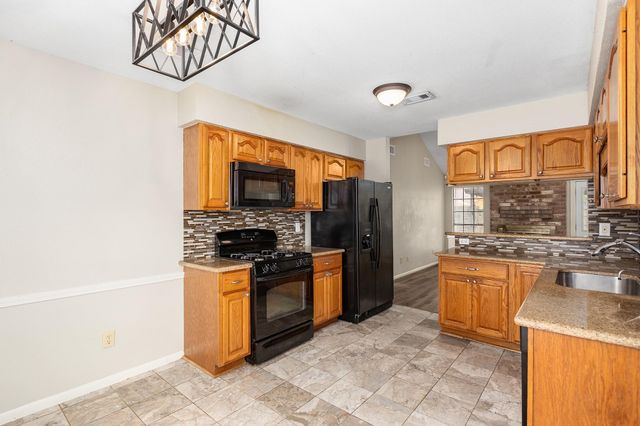 2751 Longleaf Pines Drive, Houston, TX 77339