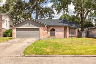 2751 Longleaf Pines Drive, Houston, TX 77339