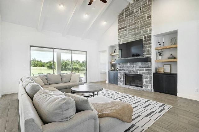 1635 Nature View LOOP, Driftwood, TX 78619