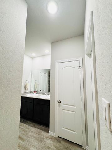 24702 Russet Bluff Trail, Houston, TX 77336