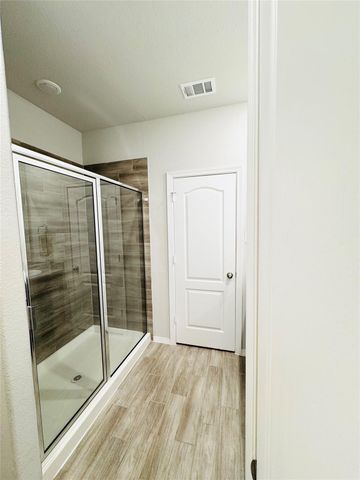 24702 Russet Bluff Trail, Houston, TX 77336