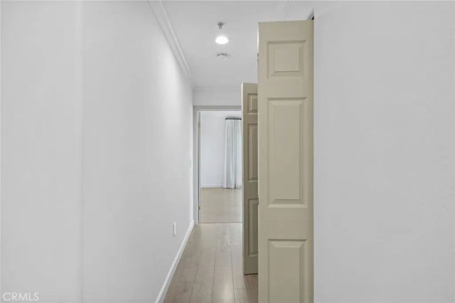 555 E Santa Anita 301, Burbank, CA 91501