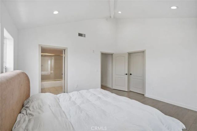 555 E Santa Anita 301, Burbank, CA 91501
