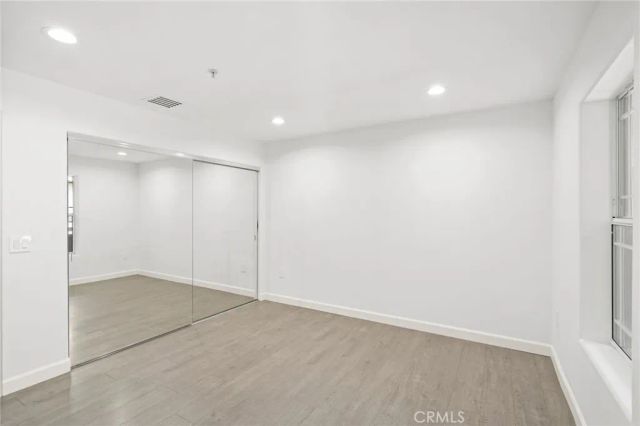 555 E Santa Anita 301, Burbank, CA 91501