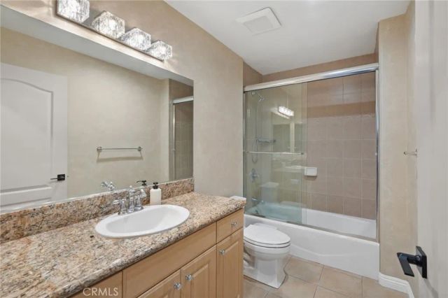 555 E Santa Anita 301, Burbank, CA 91501