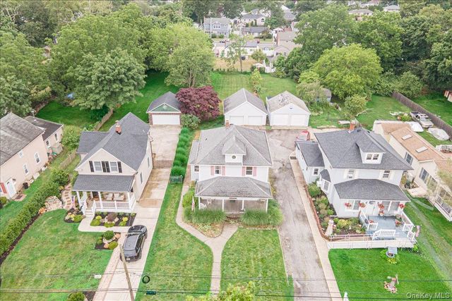 68 Rollstone Avenue, West Sayville, NY 11796