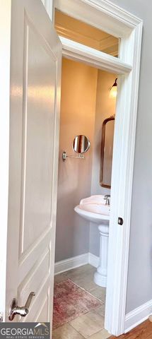 4 White Oak Lane, Sharpsburg, GA 30277