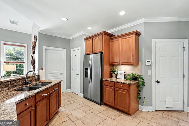 4 White Oak Lane, Sharpsburg, GA 30277