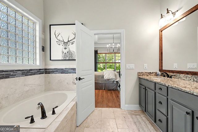4 White Oak Lane, Sharpsburg, GA 30277