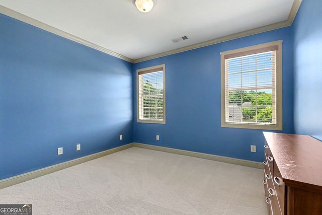 4 White Oak Lane, Sharpsburg, GA 30277