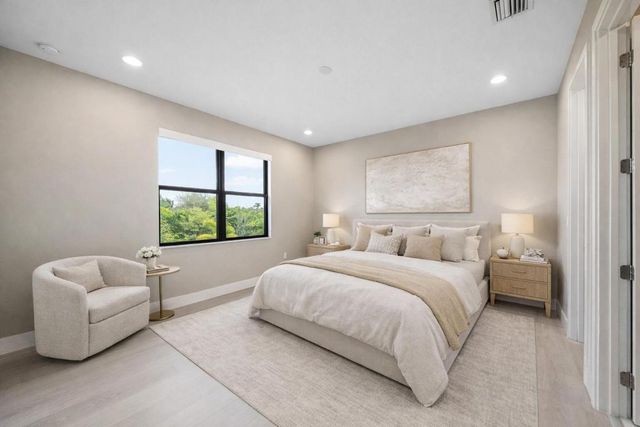 8575 Ganton Drive, Boca Raton, FL 33434