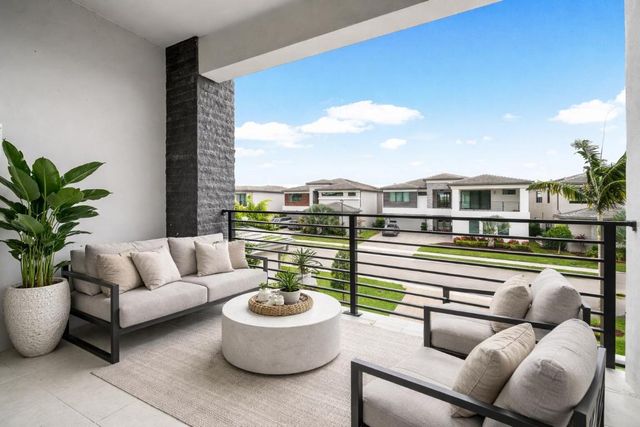 8575 Ganton Drive, Boca Raton, FL 33434