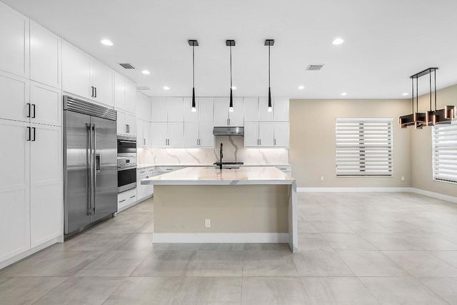 8575 Ganton Drive, Boca Raton, FL 33434