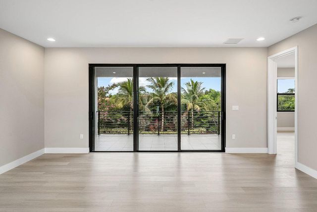 8575 Ganton Drive, Boca Raton, FL 33434