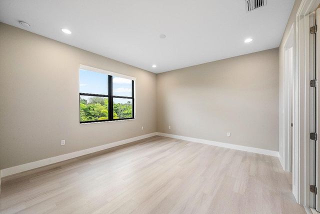 8575 Ganton Drive, Boca Raton, FL 33434