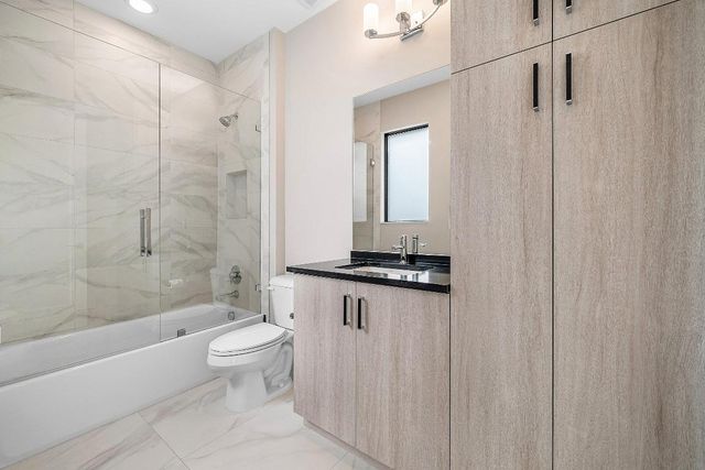 8575 Ganton Drive, Boca Raton, FL 33434