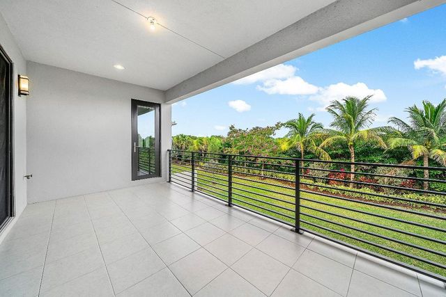 8575 Ganton Drive, Boca Raton, FL 33434