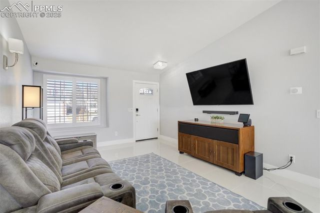 7171 Bonnie Brae Lane, Colorado Springs, CO 80922