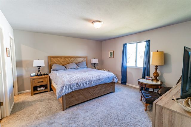25091 Front Avenue, Mattawan, MI 49071