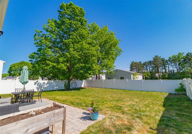 25091 Front Avenue, Mattawan, MI 49071