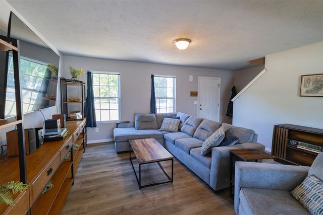 25091 Front Avenue, Mattawan, MI 49071