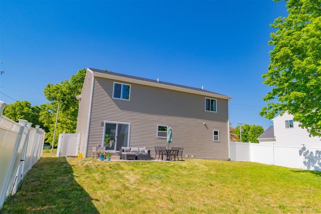 25091 Front Avenue, Mattawan, MI 49071