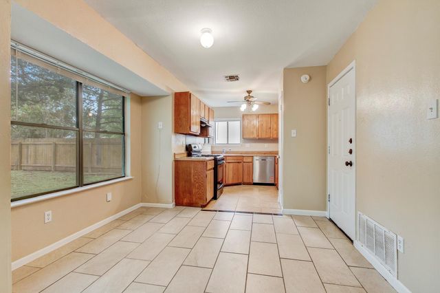 2203 Frontier TRL, Round Rock, TX 78681