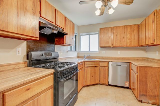 2203 Frontier TRL, Round Rock, TX 78681