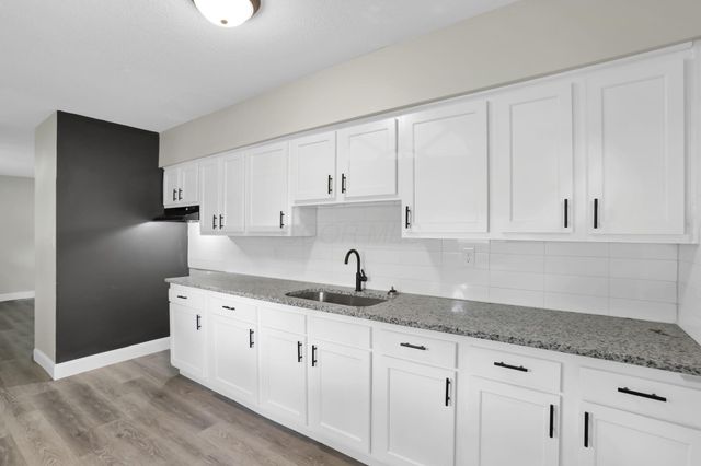 1236 Grovewood Drive, Columbus, OH 43207