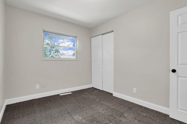 1236 Grovewood Drive, Columbus, OH 43207