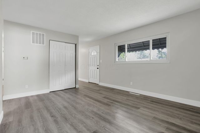1236 Grovewood Drive, Columbus, OH 43207