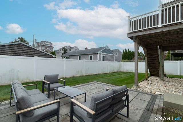 931 East Broadway, Milford, CT 06460