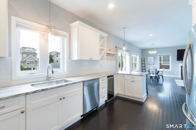 931 East Broadway, Milford, CT 06460